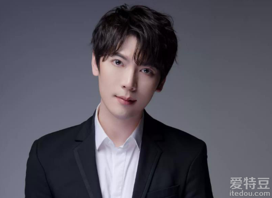 抢票丨简弘亦亦X不染演唱会--广州站免费抢