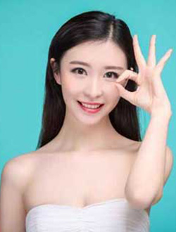 导演 : 邓健文 演员 : 刘嘉格 类型 : 喜剧,爱情,青春,励志 语言