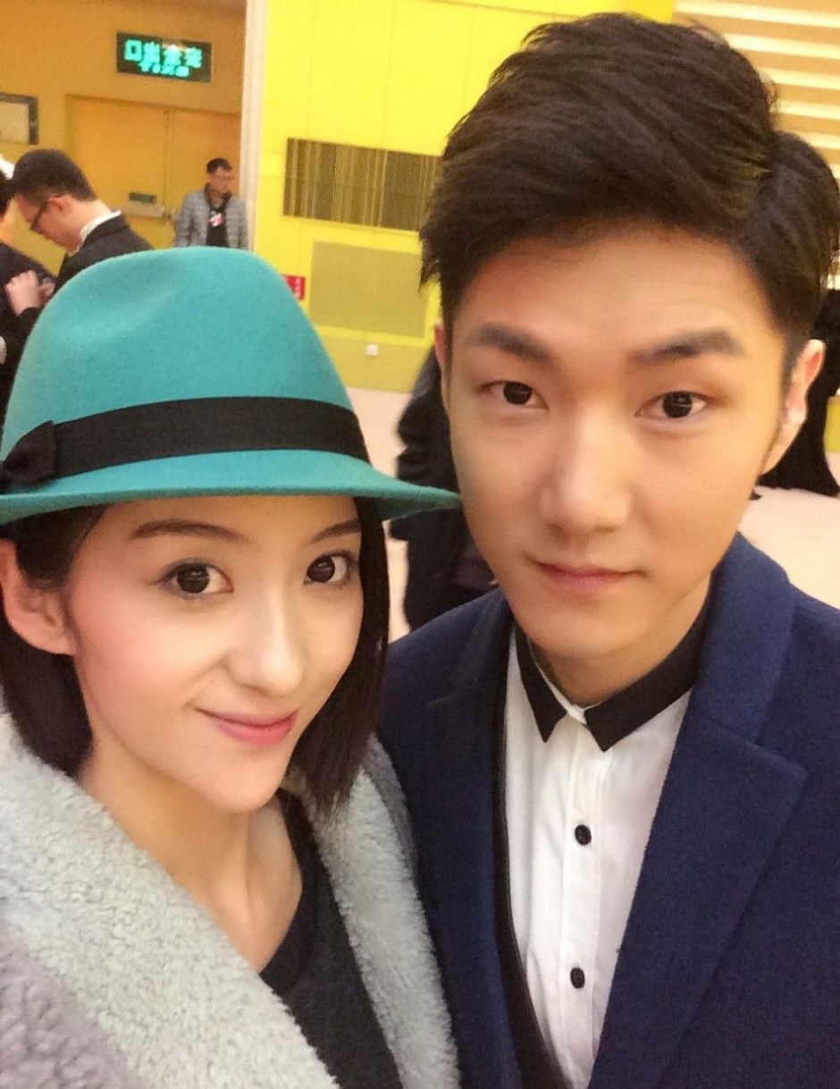 >明星 >>金宴竹  《歌手4》王晰婚期将近 女友私照曝光